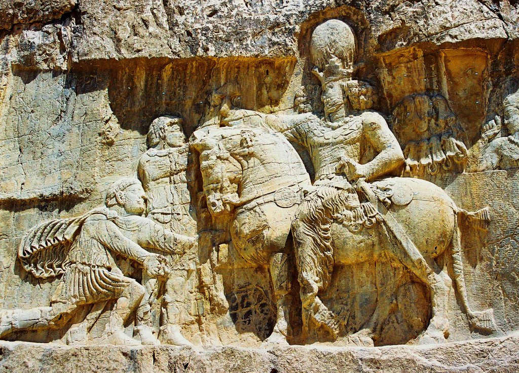 TaghipourAkbar's tweet photo. Relief of Shapur I receiving the surrender of Philip and capture of Valerian
260 CE–272 CE #Iran https://t.co/N8IcnoYsb6