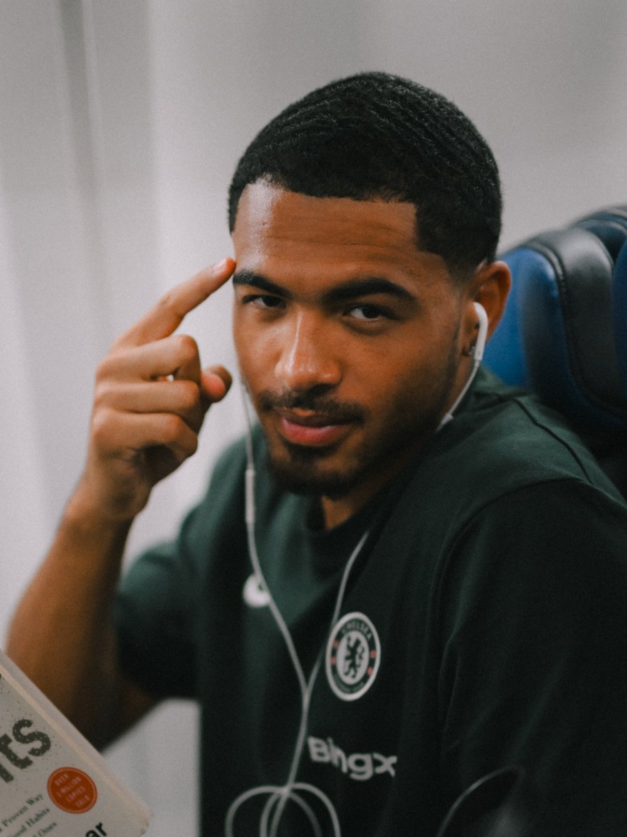 ChelseaFC's tweet photo. ✈️📸 https://t.co/9ScPfW6vsY
