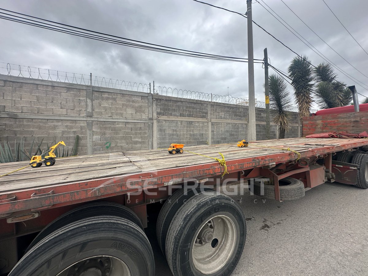 se_freight's tweet photo. EXCESO DE MINI DIMENSIONES… 🚛💨💨 https://t.co/ujmyyBkYG3