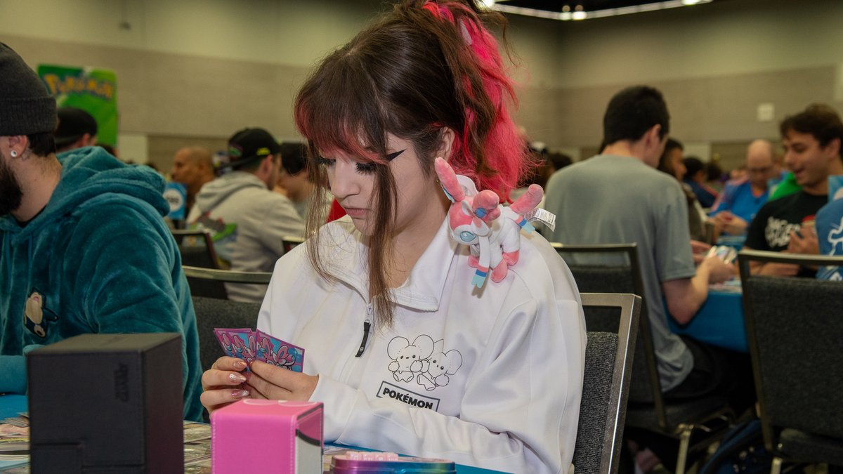 GamingGen's tweet image. Attention Pokemon Trainers!

Portland event photos can be found at the following link - drive.google.com/drive/folders/…

Reminder that events photos from all 2025 North American Regionals can be found on their respective event pages - regionals.gaminggen.gg
