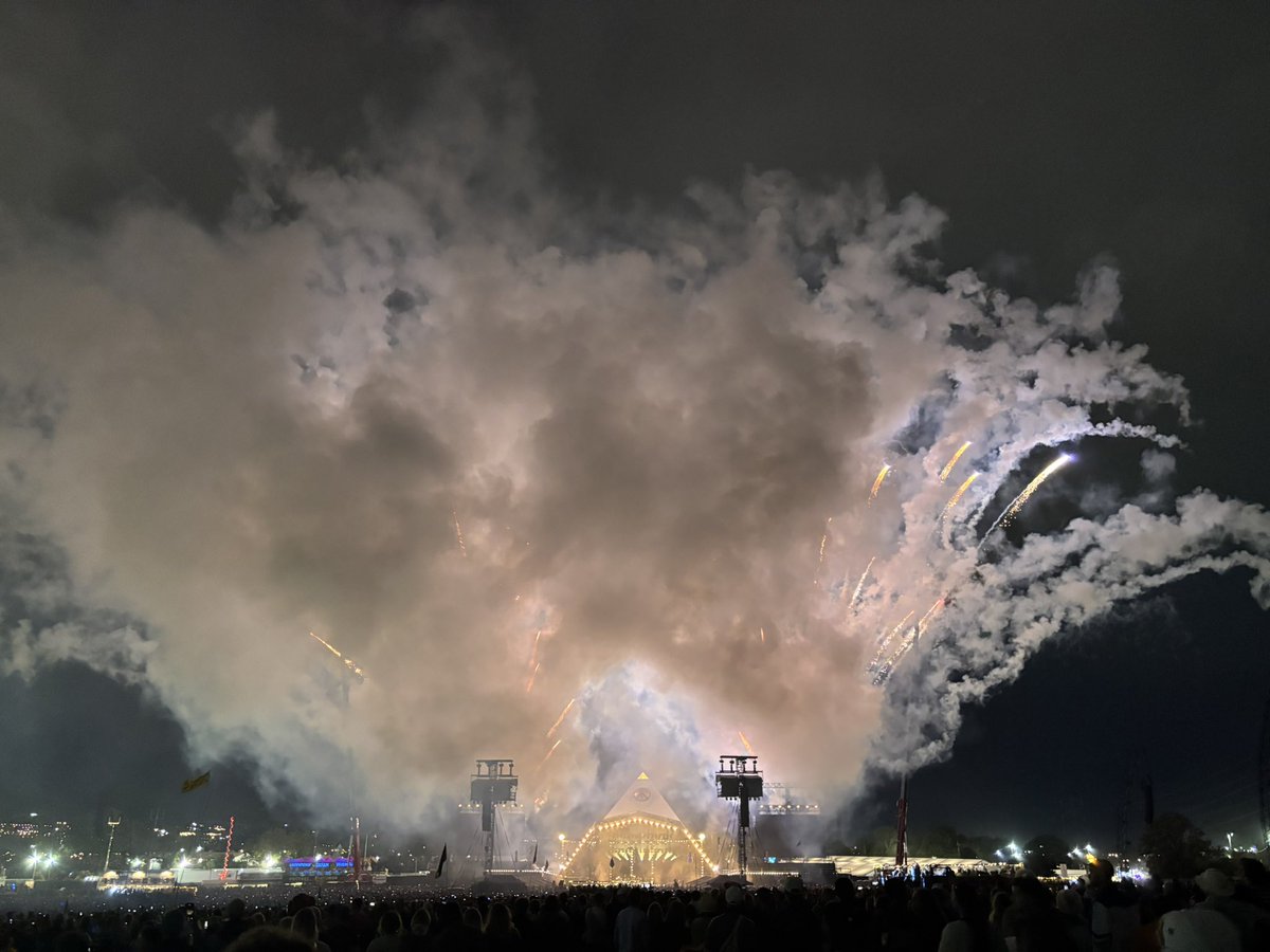 22:46 - Smoky
#Glastonbury #Weather