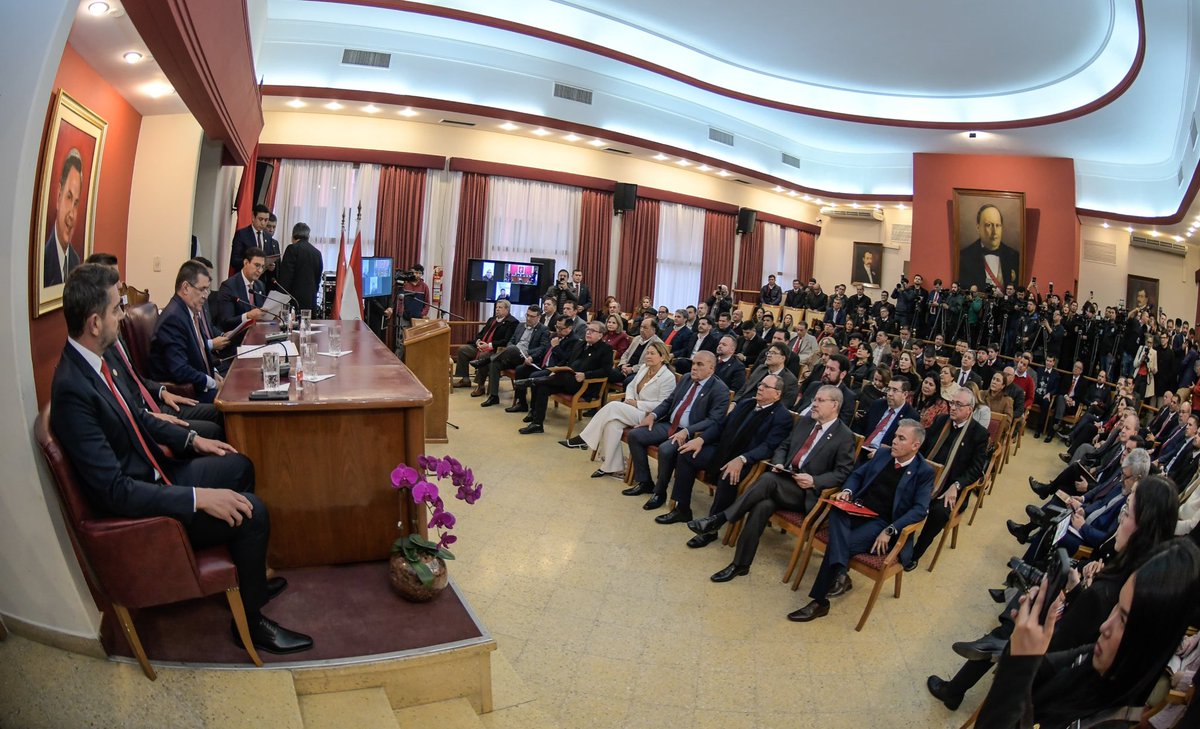 Pedro Alliana (@allianapedro) on Twitter photo Mi compañero presidente <a href="/SantiPenap/">Santiago Peña</a> , presentó un gran informe de gestión del Gobierno del Paraguay ante el pleno de la Junta de Gobierno de la
<a href="/ANRParaguay/">ANR - Paraguay</a> 🚩🇵🇾 Mi compañero presidente <a href="/SantiPenap/">Santiago Peña</a> , presentó un gran informe de gestión del Gobierno del Paraguay ante el pleno de la Junta de Gobierno de la
<a href="/ANRParaguay/">ANR - Paraguay</a> 🚩🇵🇾