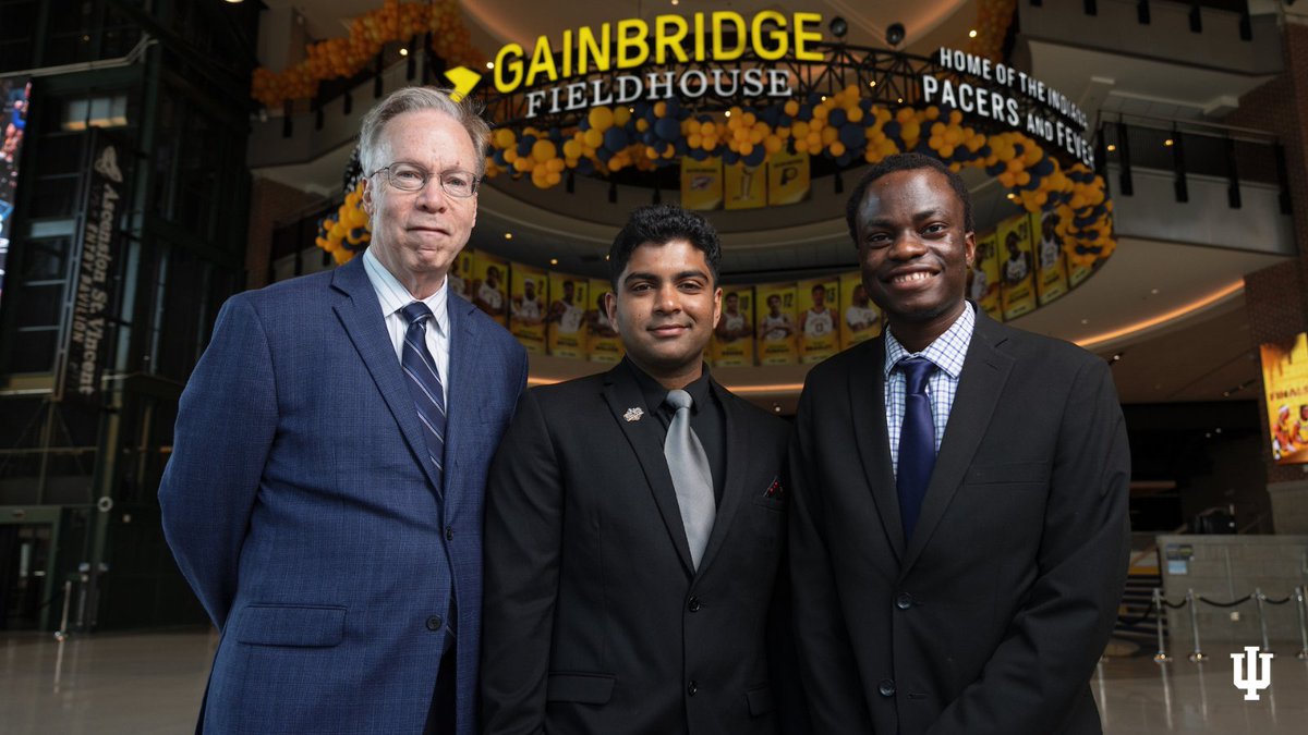 IUIndianapolis's tweet image. Students experience historic sporting events like never before through the @IUILiberalArts Sports Capital Journalism Program (@SportsCapJour). At the NBA Finals, students got real-world media coverage experience in the heart of Indy. 🏙️ bit.ly/4nlhQMQ