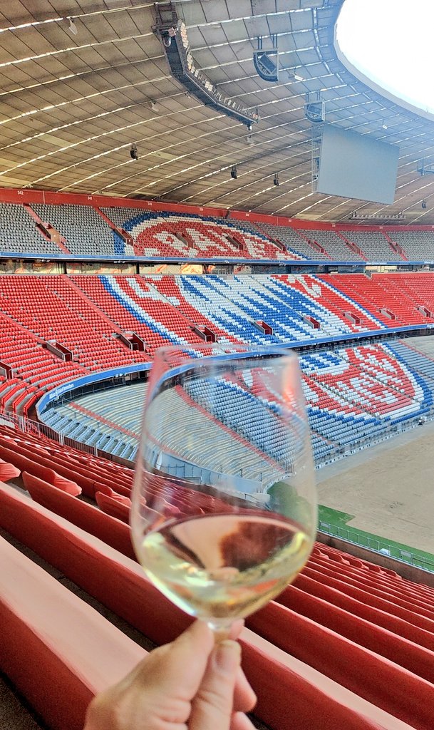 kerrylynn21's tweet image. Not a bad place to host a party (only mentioned last season a few times)✌🏻#workperks