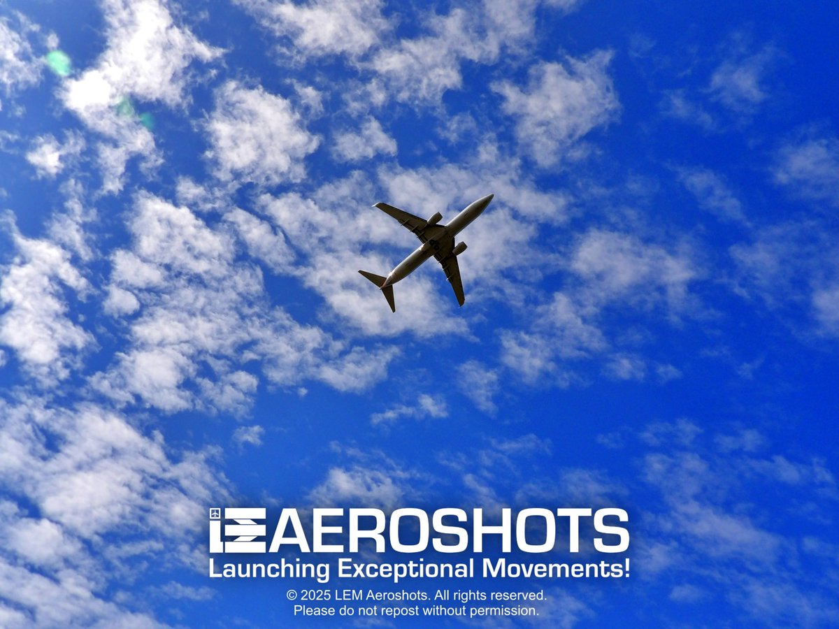 LEMAeroshots's tweet image. Take your time with climbing into the clouds! -LEM 😉↗️☁️

✈️ @AmericanAir @Boeing 737-800 🌐 @TravelOneWorld 🎨 Flag &amp;amp; Flight Livery 📍 DCA (@Reagan_Airport) 🛫 Runway 1 🗓️ April 4, 2024 📸 @Kodak @KodakPIXPRO AZ528

#LEMAeroshots #FlyReagan #American #Boeing #Takeoff #TeamMWAA