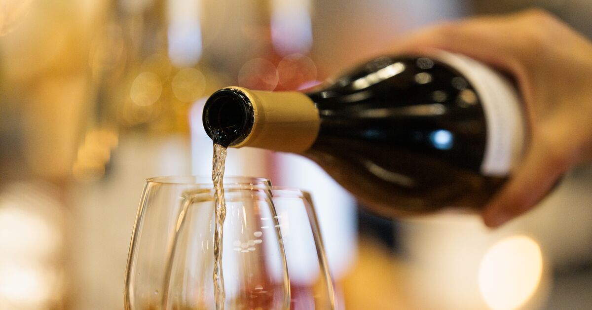 📉🍷 The Summer 2025 Winescape report from @terrainag is here!

The wine industry is facing a double challenge: sluggish sales and shifting consumer habits. Read more 👉 winescape.com