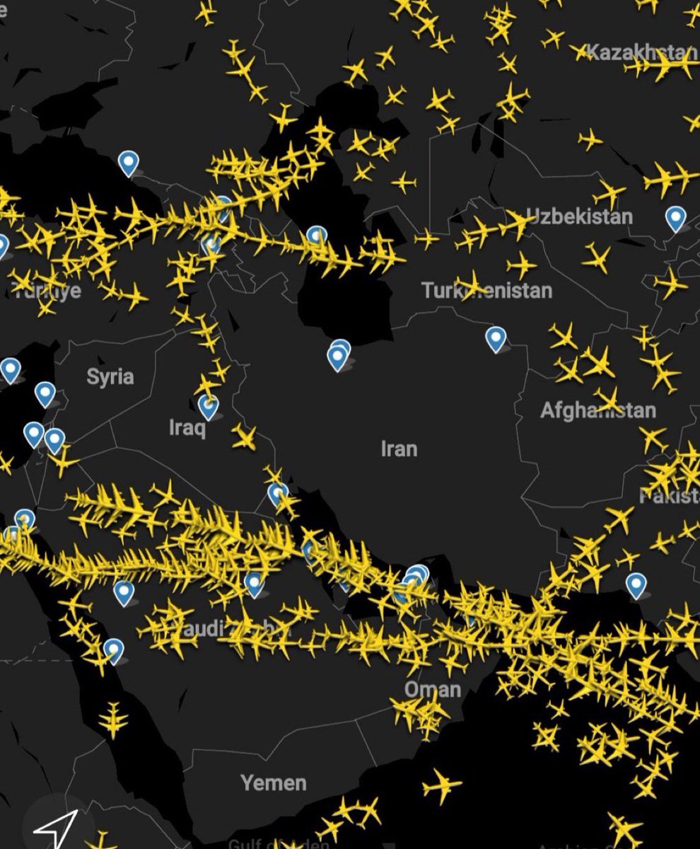 El espacio aéreo sobre la mitad oriental de Irán se ha abierto a vuelos nacionales e internacionales.