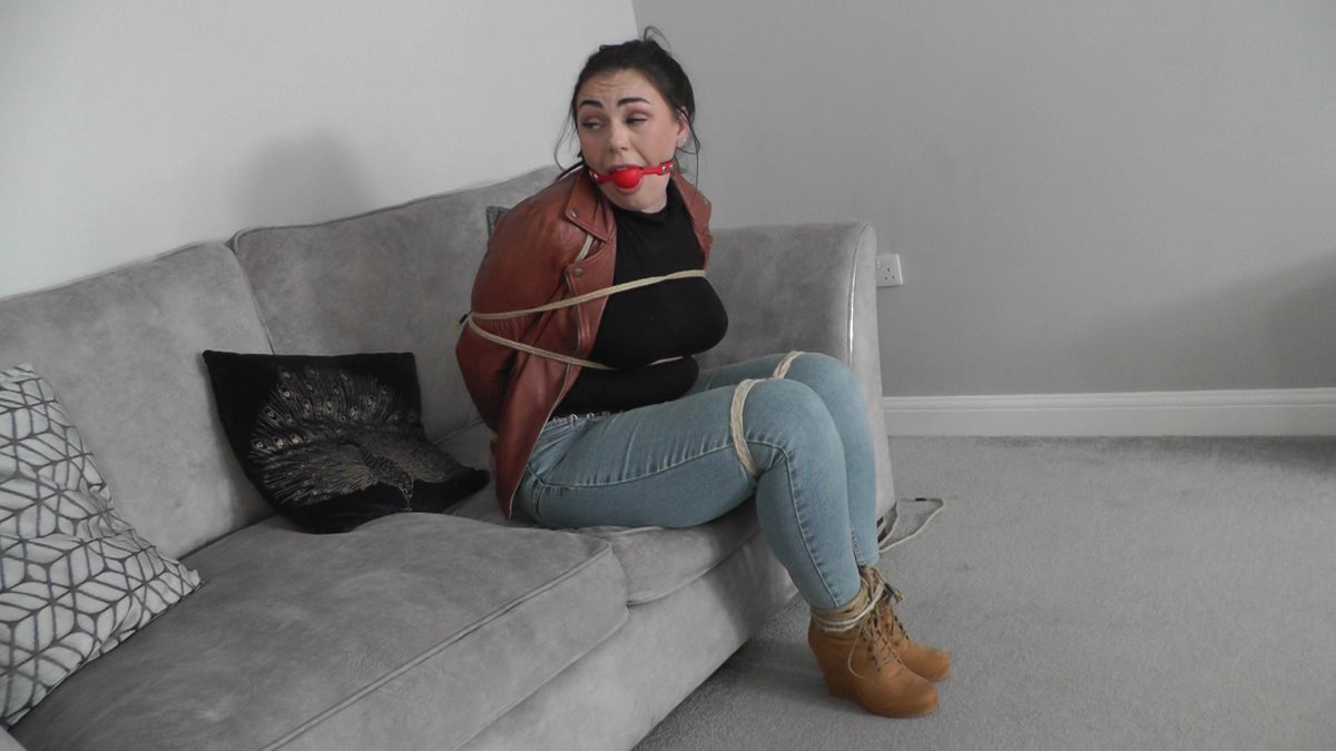 Roped Prose; Where Bondage Happens! 😈 (@ropedprose) on Twitter photo Desperate detective <a href="/KACIE_JAMES1/">kacie🌶️James BOOKING FETCON 2025 😈</a> finds herself tethered to her couch by Roped Prose, as the gorgeous gumshoe tries to succeed where other do-gooders have failed & bring the bad guy to justice! Well we all have dreams but some end up as nightmares.. 😈😮🔥clips4sale.com/studio/68947/3… Desperate detective <a href="/KACIE_JAMES1/">kacie🌶️James BOOKING FETCON 2025 😈</a> finds herself tethered to her couch by Roped Prose, as the gorgeous gumshoe tries to succeed where other do-gooders have failed & bring the bad guy to justice! Well we all have dreams but some end up as nightmares.. 😈😮🔥clips4sale.com/studio/68947/3…