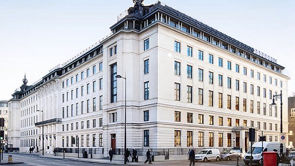 pjbyrnemd's tweet image. Cleveland Clinic London is a stunning new force in global healthcare. This week I had the privilege of working with our extraordinary team here—curious, collaborative, and innovative. 
#ClevelandClinic #ClevelandClinicLondon #Orthopaedics #GlobalSurgery #Innovation
