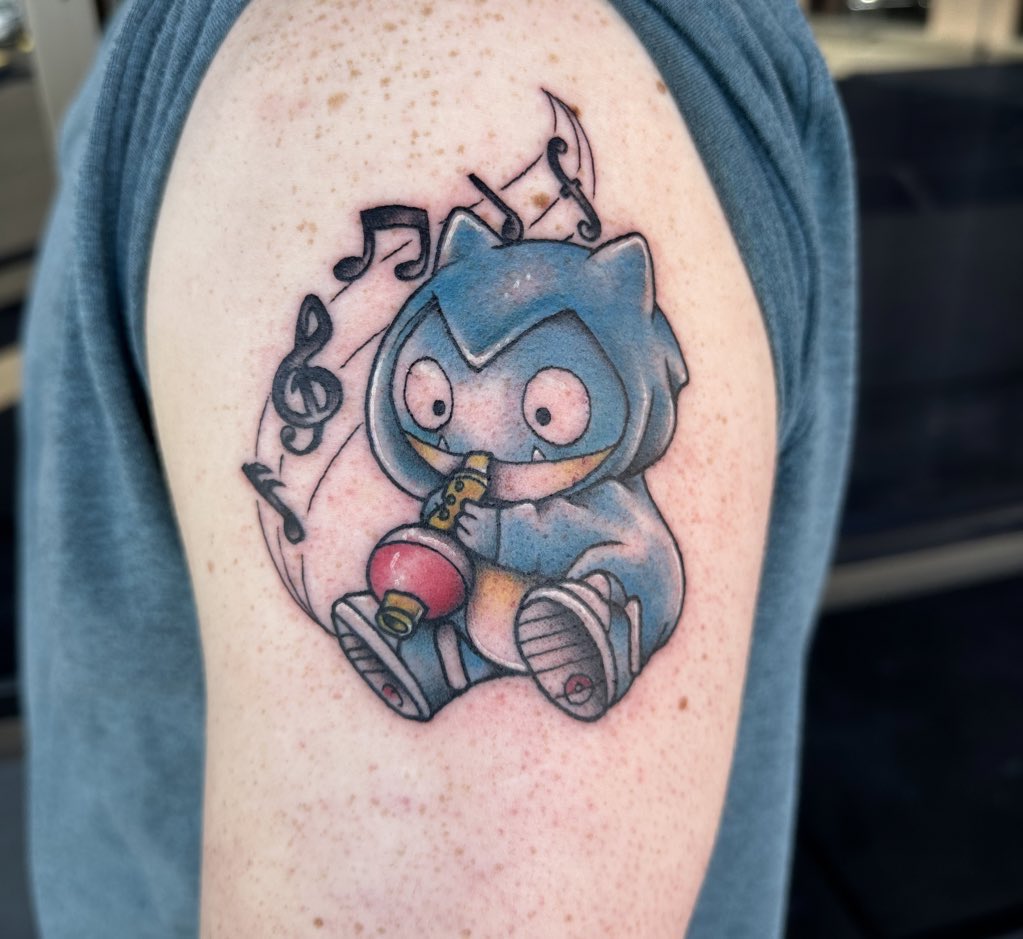 Munchlax2000 tweet media