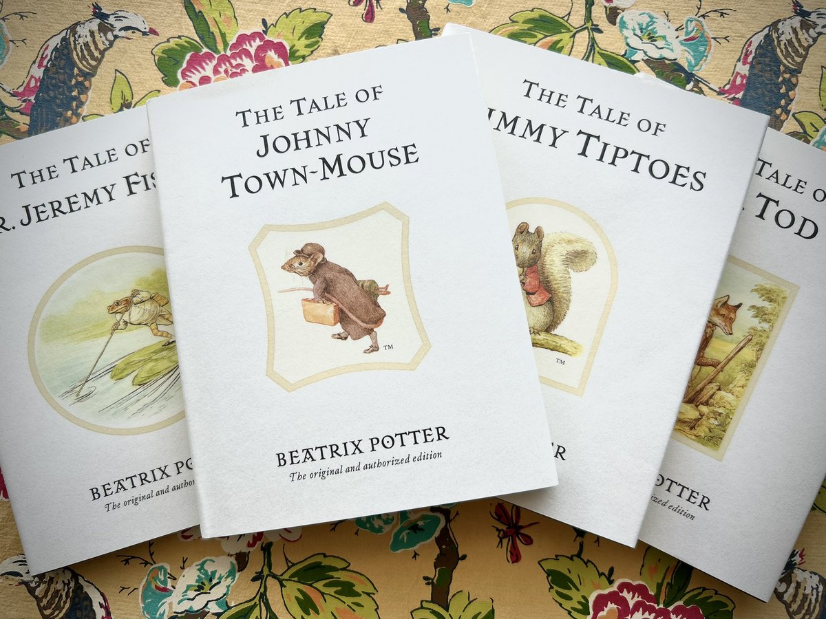 BeatrixPotterSo's tweet image. 🦊If you could step into one of Beatrix Potter’s tales for a day, which would you choose? 🪿
🦔Would you wander through Mr. McGregor’s garden, visit Mrs. Tiggy-Winkle, or perhaps join Benjamin Bunny on an adventure?
Tell us below!
#beatrixpotter #childrensliterature