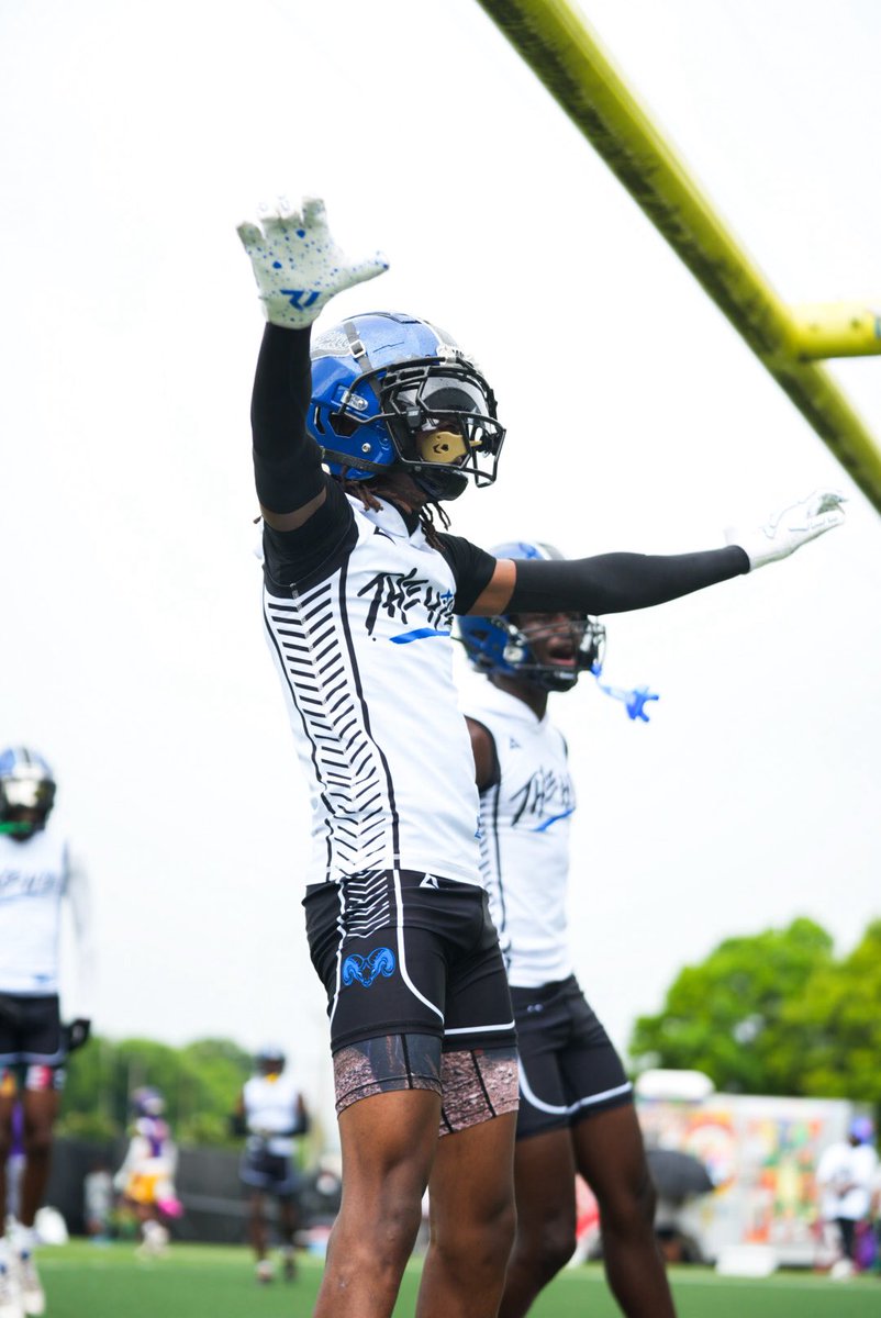 plutokingston's tweet image. they’ll know who i am , i promise 💯 @QuincyJenkins14 @RonnieDjackson @RamsayFootball @HallTechSports1
@DexPreps @On3sports @jbwoodall271