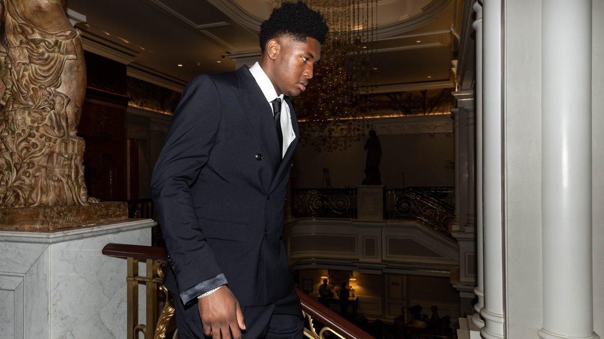 Dressed for success 👑