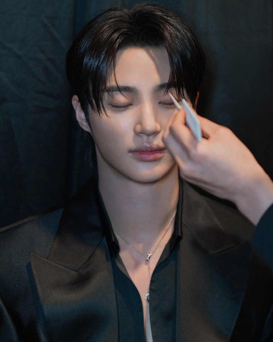 손 타는 우서기 볼 사람

#변우석 #ByeonWooSeok #서가대