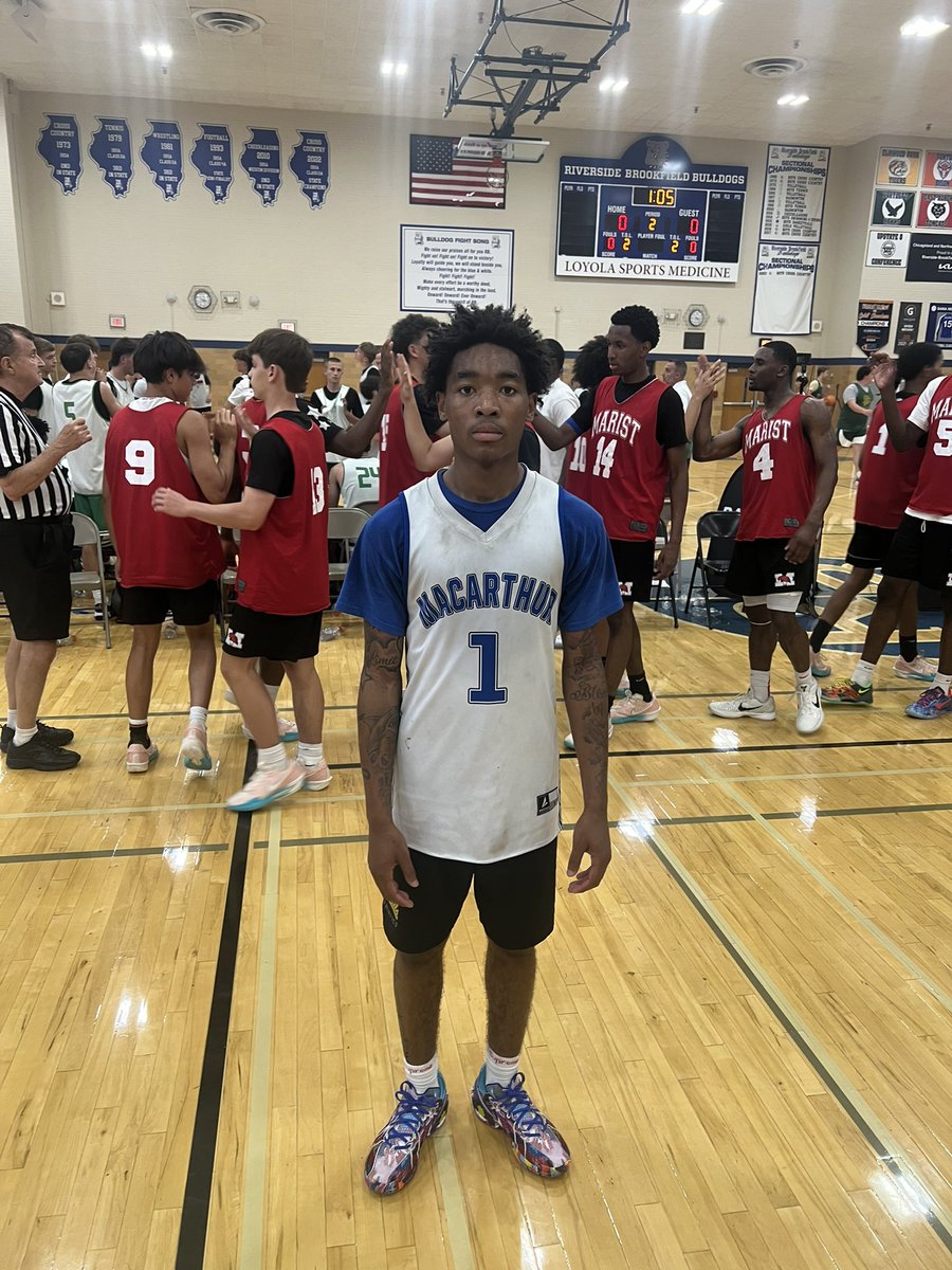 Class of 2026 5’11” combo guard <a href="/callmeshawny12/">Tishawn clemmons</a> of MacArthur (Decatur) was scoring from all over the court in win over <a href="/MaristBoysHoops/">MHS Boys Basketball</a>. He had 24 points with 3 threes, mid range pull-ups, and attacks to the rim. Ran the team with aplomb. #RBlive <a href="/MikeReingruber/">Mike Reingruber</a> <a href="/G_SullivanMPA/">Gavin Sullivan-MidPro Academy</a>
