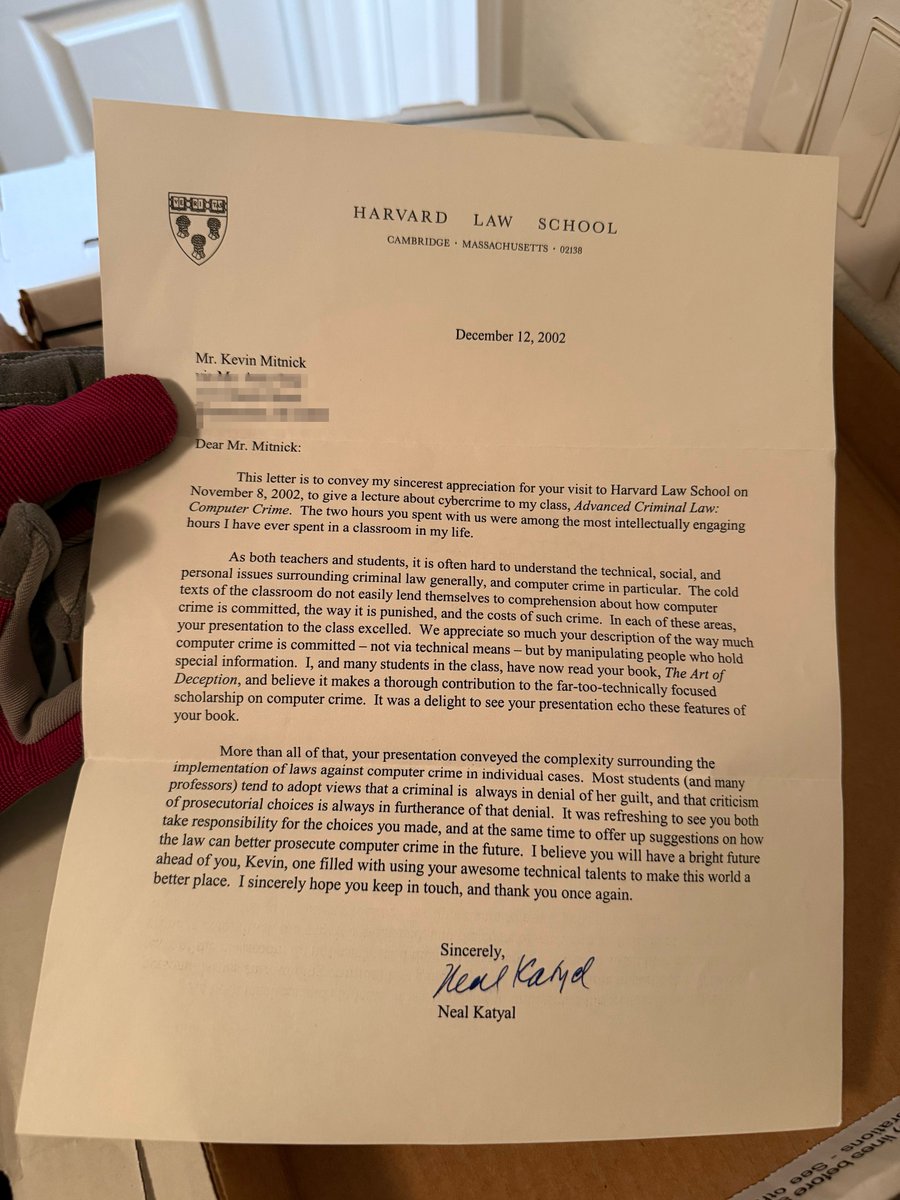 Kimberley Mitnick (@kminx) on Twitter photo going thru <a href="/kevinmitnick/">Kevin Mitnick</a>’s achievements over the years and this one is a keeper…
forever proud.
When he lectured at <a href="/Harvard/">Harvard University</a> Law school.
Self taught and completed his GED while at Lompoc. People would often ask Kevin how to get started in cyber, his funniest and typical going thru <a href="/kevinmitnick/">Kevin Mitnick</a>’s achievements over the years and this one is a keeper…
forever proud.
When he lectured at <a href="/Harvard/">Harvard University</a> Law school.
Self taught and completed his GED while at Lompoc. People would often ask Kevin how to get started in cyber, his funniest and typical
