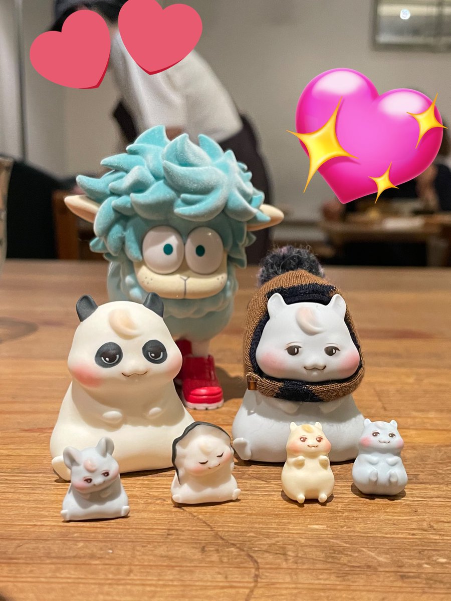 可愛い後姿がいるよ‼️

デクくん初めまして〜可愛いねぇ😍うちのｶｯﾁｬﾝぼっちが長すぎて人見知ってるねw

さこさん(<a href="/sakomo_ocsn/">sakomo</a> )ちのデクくん💕
デクシープとチビ🐹ちゃんも一緒に📷

いっぱいお喋りして楽しかった〜！