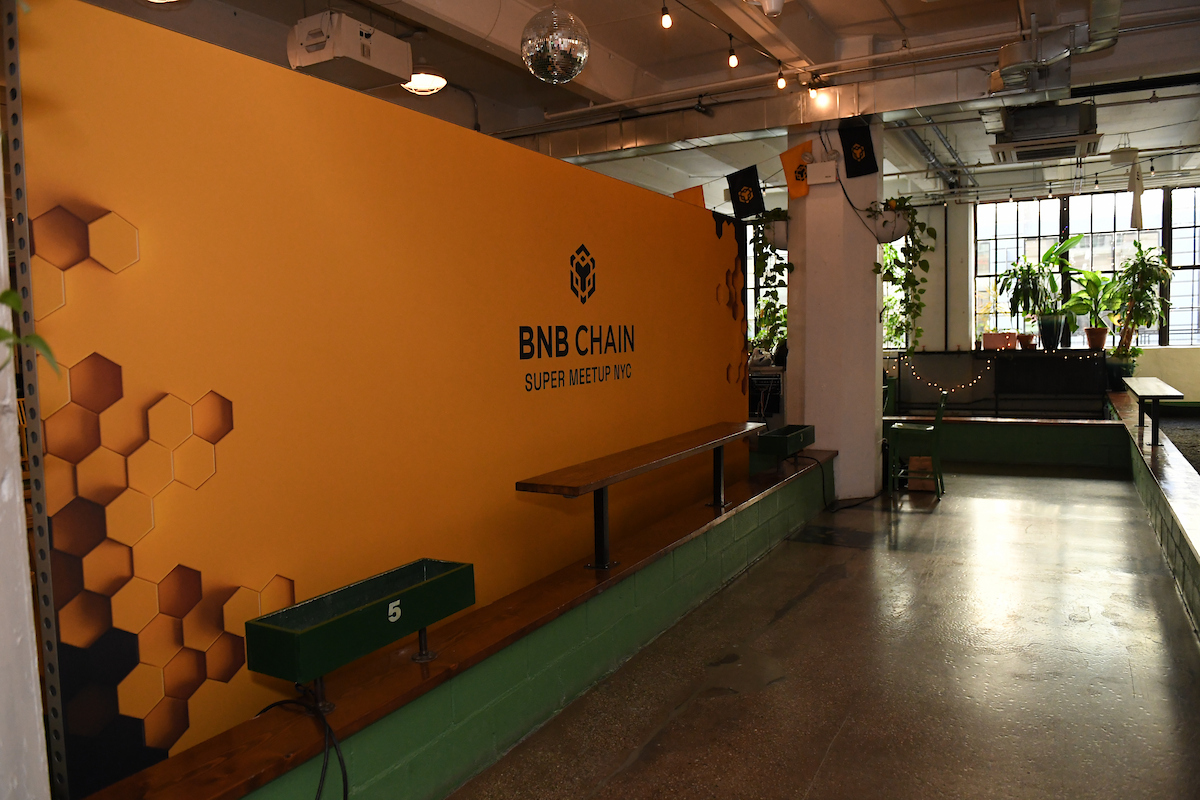 BNBCHAIN's tweet image. BNB Chain is all around you...