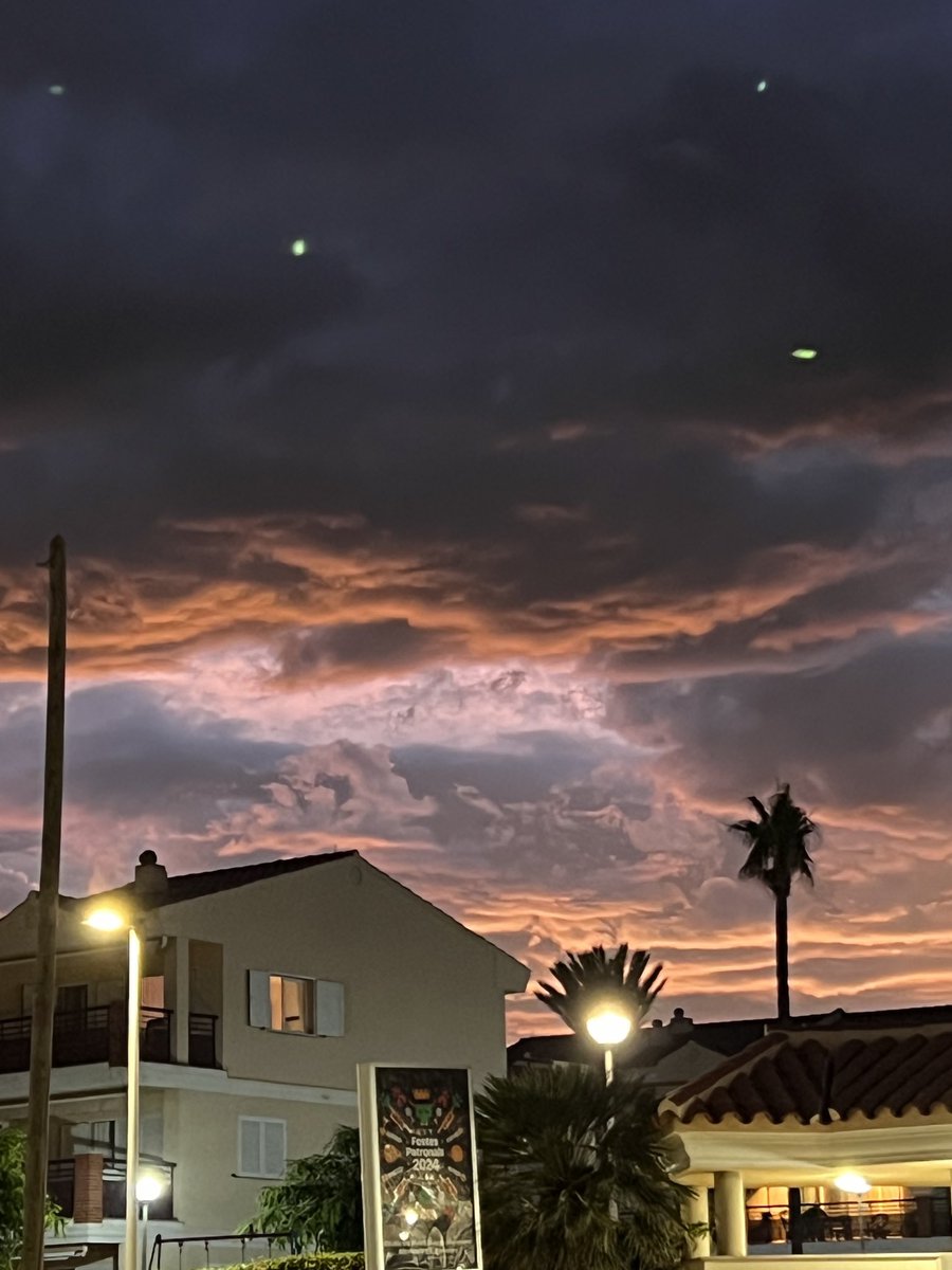 ⁦<a href="/WeeklyComedy/">Weekly World of Comedy & Photography</a>⁩ some angry skies in Spain last year.
