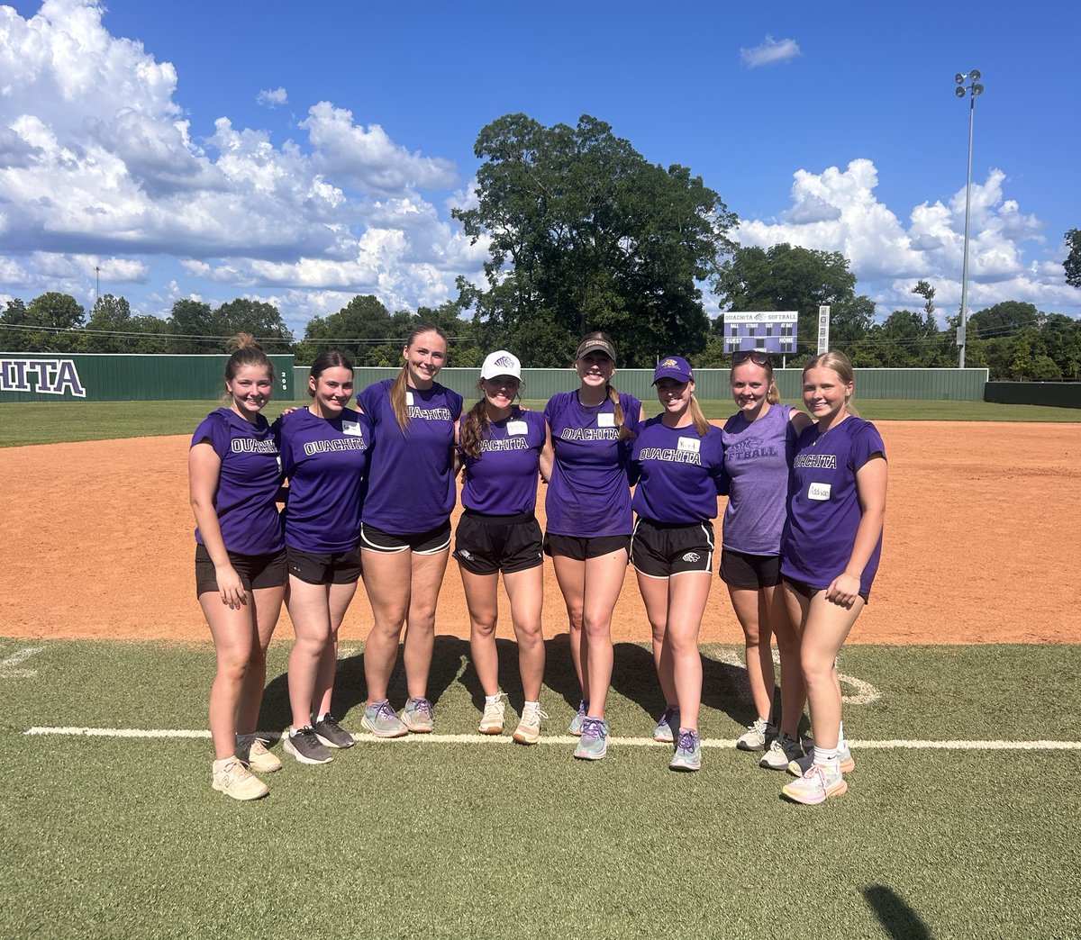 And that's a wrap on June Prospect Camp. Thank You to all of the campers and their parents for coming out. You made today awesome! 

Special thanks to Coach Beth Jackson and our players for working with the girls!

#RollTigs 🐅 
#RTW

ouachitasoftballcamps.com