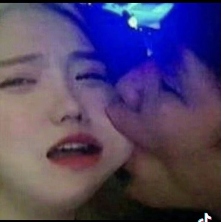 Kissing cheek #asaden