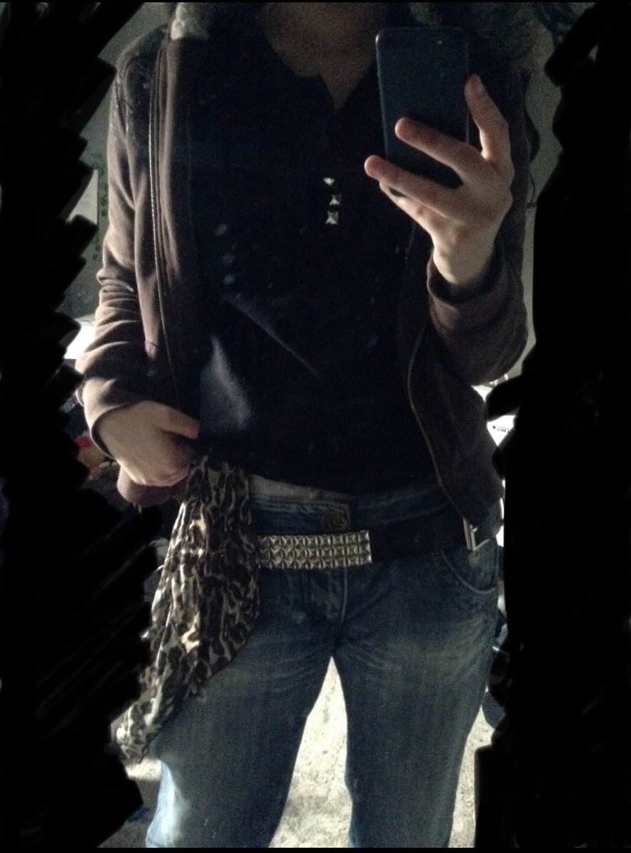 yuuxllo tweet picture