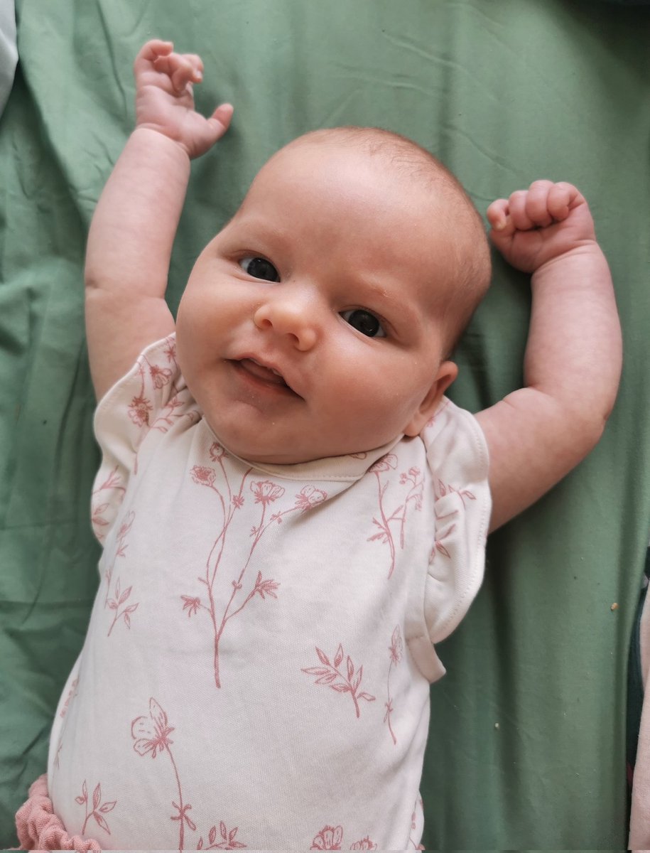 My absence on here has meant that I am yet to announce the birth of our gorgeous daughter, Gracie, who was born on Easter Monday (quite dramatically). 

She is happy, healthy and loving life with her big brother who adores her. 

21/04/2025 🩷