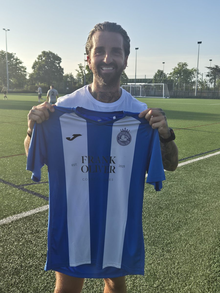 Clacton Regent FC (@clactonregent) on Twitter photo Our amazing Chairman is the first to get his verbal agreement to sign for the mighty <a href="/ClactonRegent/">Clacton Regent FC</a> on a night where we agreed lots of quality signings to get on board with our new club! 🟦⬜️🟦 Our amazing Chairman is the first to get his verbal agreement to sign for the mighty <a href="/ClactonRegent/">Clacton Regent FC</a> on a night where we agreed lots of quality signings to get on board with our new club! 🟦⬜️🟦