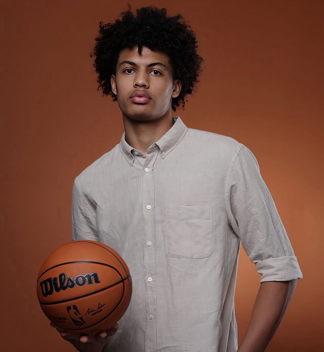 🇫🇷 Joan Beringer a commencé le basket il y a à peine 4 ans, et ce soir il va se faire drafter en NBA…

Quel parcours quand même…c’est beau.