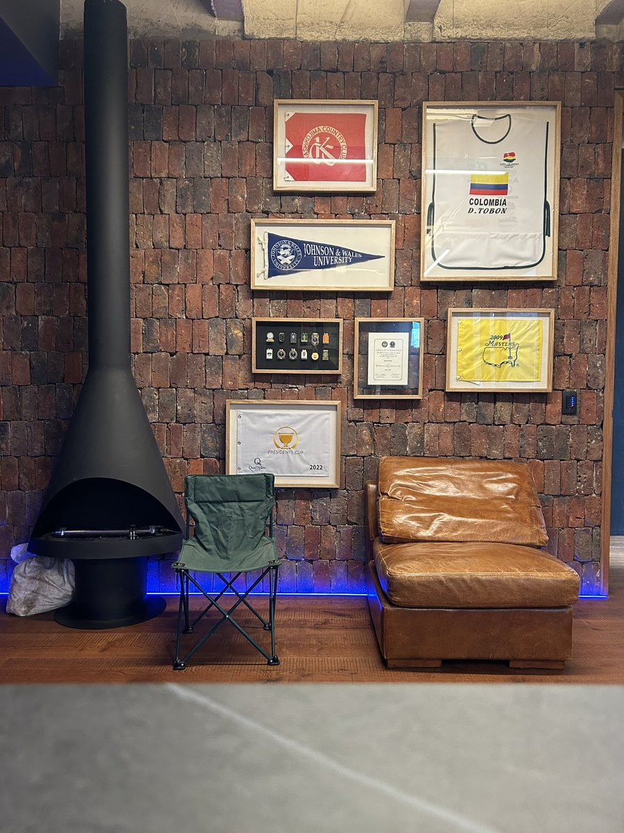 Esta casa (que visitamos con la <a href="/RevistaAXXIS/">Revista AXXIS</a>) me recordó a la arquitectura de ‘Los Increíbles’.