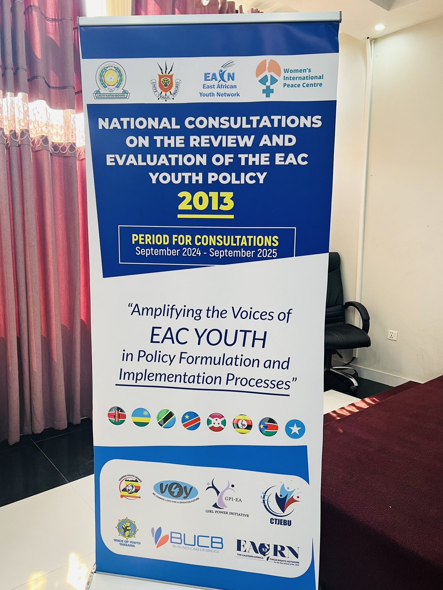 BCareerbridge's tweet photo. Un pas de plus vers un avenir meilleur pour les jeunes de l’EAC!🇧🇮🇨🇩🇹🇿🇺🇬🇸🇸🇰🇪🇸🇴🇷🇼
Burundi Career Bridge(BUCB) est satisfait de contribuer aux consultations nationales sur l’examen et l’évaluation de la politique jeunesse ,paix et Sécurité de l’EAC 2013.
#eacwps #eacyouth #bucb https://t.co/I1jFnX8GtB