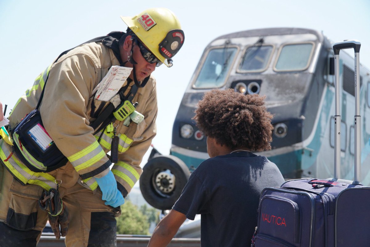 VCFD_PIO's tweet image. #MontairIncident – VCFD firefighters remain on scene following a fatal Metrolink train vs. semi-truck collision near Moorpark. The driver of the semi-truck has tragically died from injuries sustained in the crash. Metrolink train 118 was traveling southbound with 17 passengers…