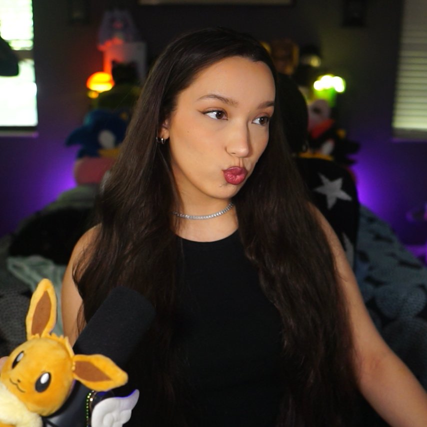 🦇 (vampire) therapy is in session + maybe some BG33

🖤 twitch.tv/dynyse

(p.s. rare desktop screenshot vs shitty cellphone selfie)