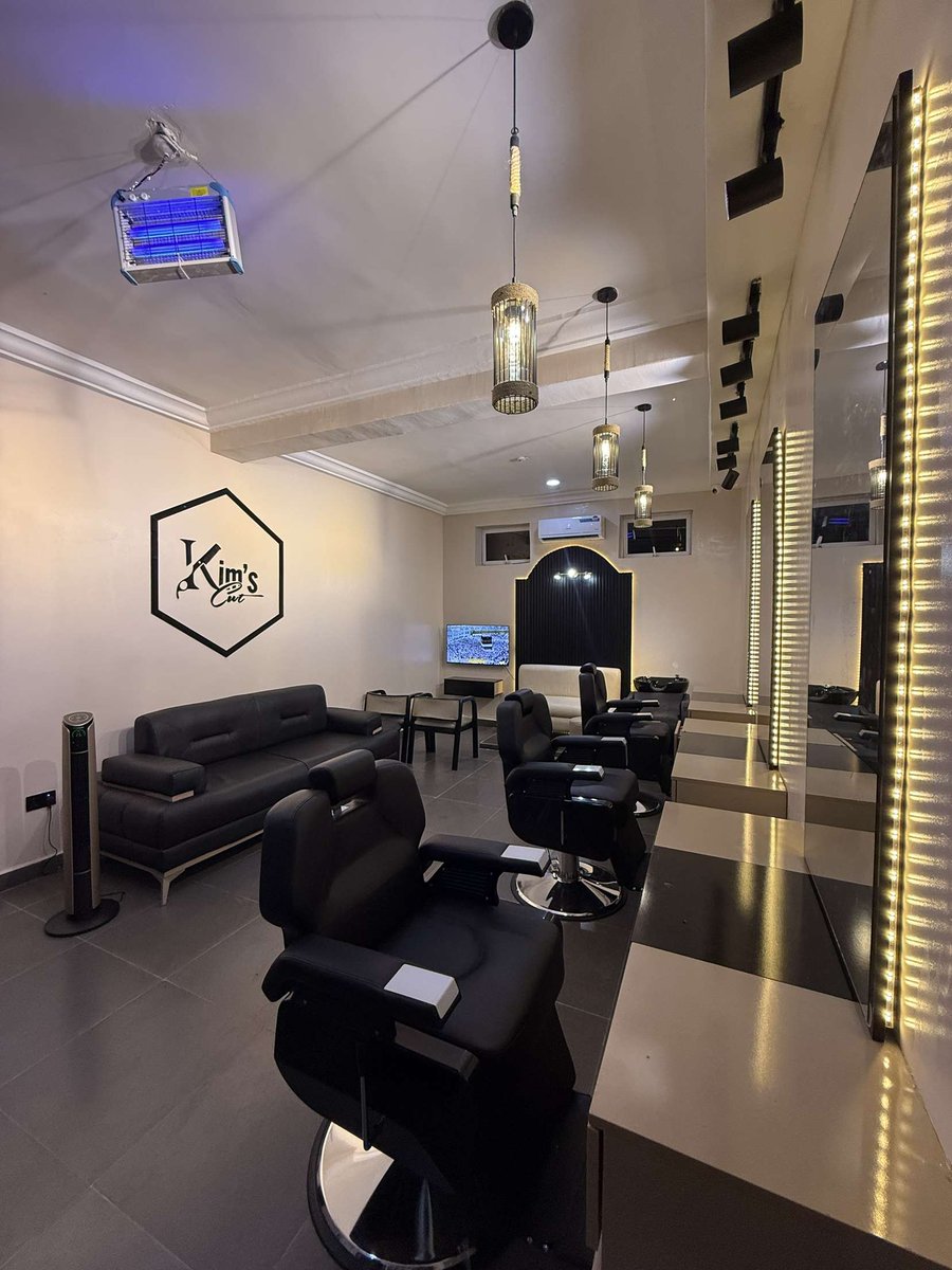 KIM'S CUT tweet media