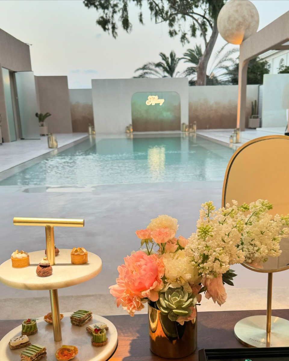 AuroraB_r's tweet image. This afternoon, I was invited to a private high jewelry presentation by Van Cleef &amp;amp; Arpels in Beverly Hills 💎🌸
Every gemstone tells a story, and every design carries the legacy of exceptional craftsmanship ✨
Jewelry, to me, is a passion — not a profession. But I treasure every…