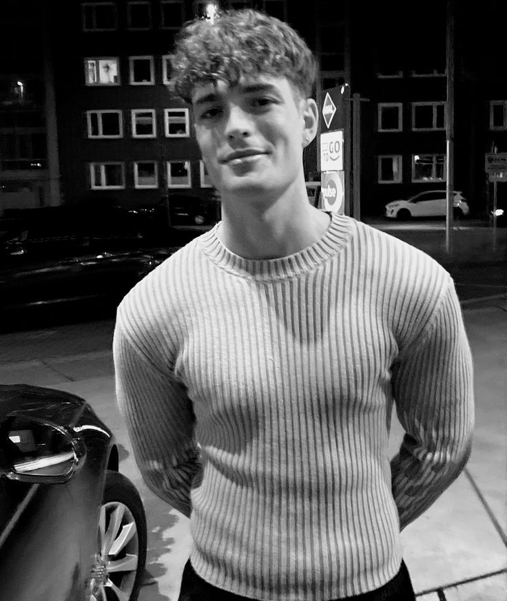 ⠀ 

⠀        ❛  keep  𝙰  𝚂𝙼𝙸𝙻𝙴  on  𝒚.our  fαce 
⠀ ⠀    αnd  ₍  leᴛ  𝒚our  :  personαlıᴛʏ  𝒃e
            ⁕̶  ʏour  𝒂𝒖𝒕𝒐𝒈𝒓𝒂𝒑𝒉   ›   be  open
                         ⠀⠀ ⠀ ⠀   ⠀ ⠀ ⠀