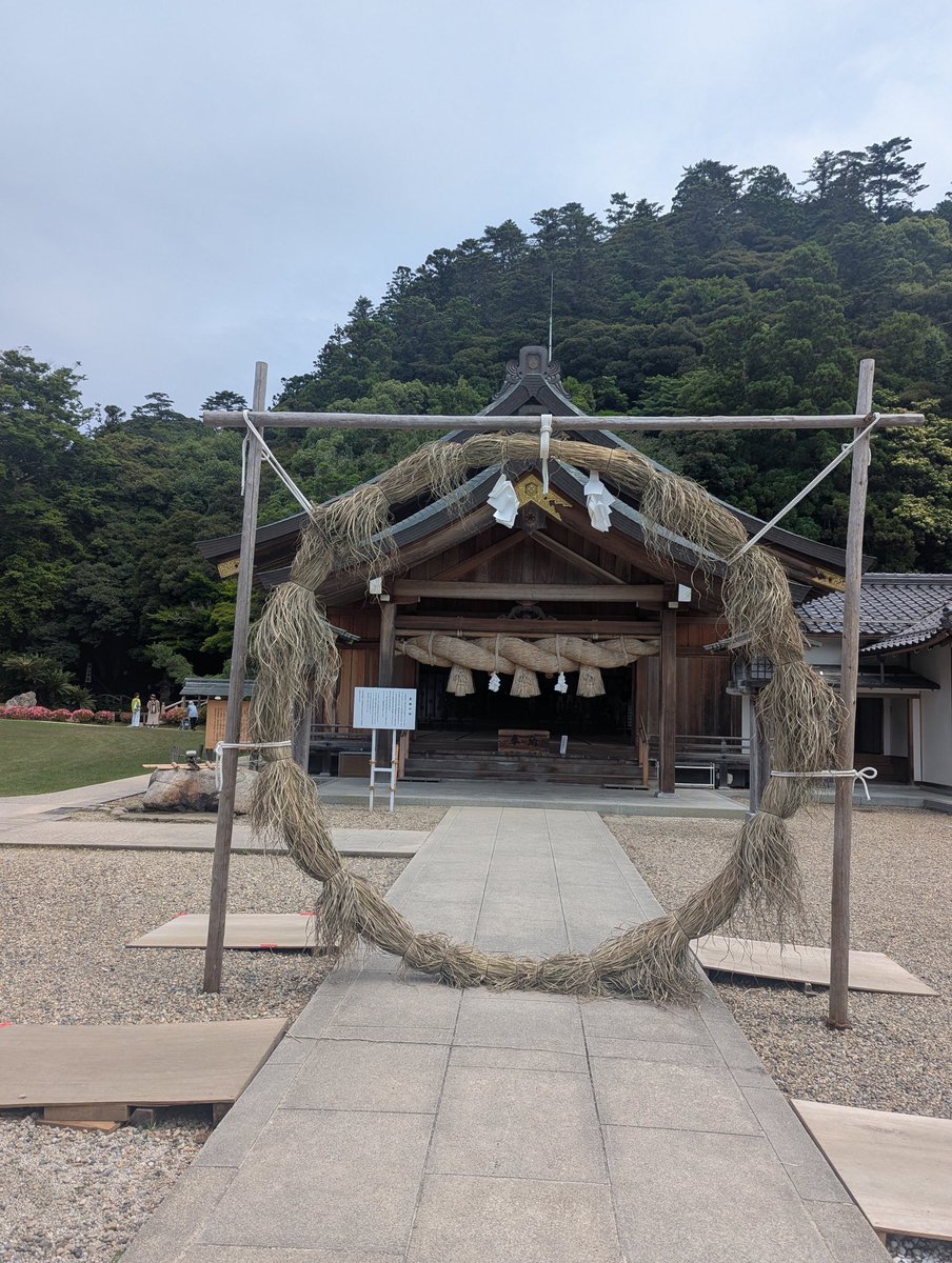 kaoboooooooo's tweet image. 毎年恒例なりつつの
出雲大社と
出雲大社北島國造館出雲教に参拝
今年は厄祓いもして頂いて
すっきり清々しく気持ち良し有り難し
#神社