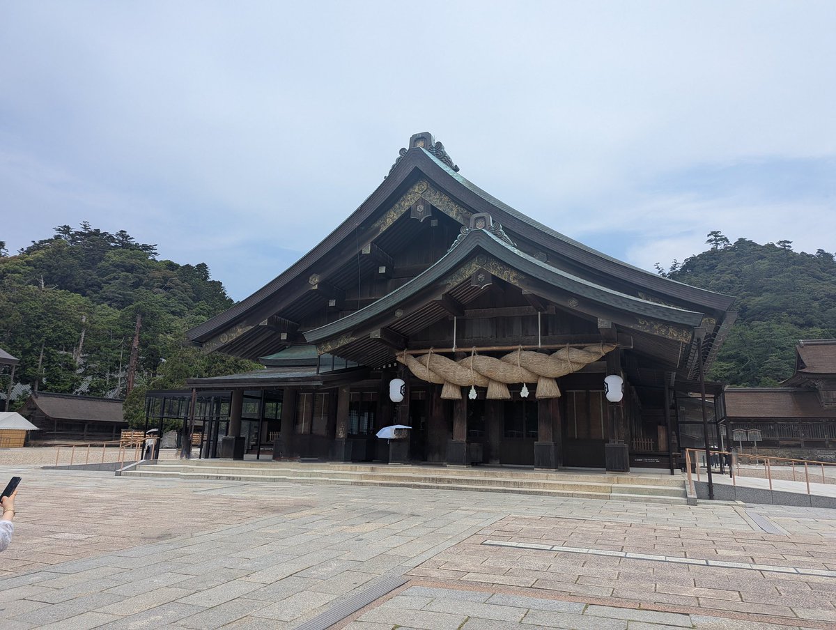 kaoboooooooo's tweet image. 毎年恒例なりつつの
出雲大社と
出雲大社北島國造館出雲教に参拝
今年は厄祓いもして頂いて
すっきり清々しく気持ち良し有り難し
#神社