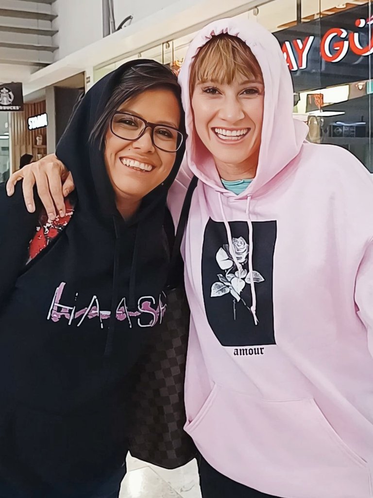 Fanny_Isabel07's tweet photo. Feliz Cumpleaños, Hannita preciosa!! 🥰❤️
Que la vida me permita seguir disfrutando de ti, de tu talento y de todo lo que representas, y te devuelva toda la felicidad que nos das. ✨

Te adoro con todo el corazón. 🩷

#FelizCumpleHanna @haashoficial https://t.co/3nRNVC7eUw