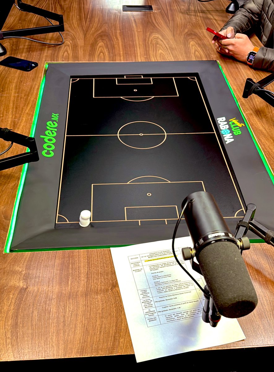 Rayados está en octavos tras golear 4-0 al Urawa. Avanza segundo de grupo tras el triunfo del Inter 2-0 ante River. Enfrentará al Borussia Dortmund, ganador del Grupo F. 

Lo platicamos a continuación en #VeranitoClubRabona 

youtube.com/live/sM8neDTvw…