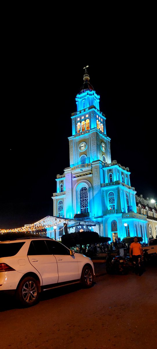 angelsaxIB's tweet photo. Patrimonio estructural y arquitectónico emblema de mi  provincia, Santuario Sagrado Corazón de Jesús. Moca Prov. Espaillat 

#fiestaspatronalesSCDJ 

⛪❤️🙏 https://t.co/bt4ZvUCtrK