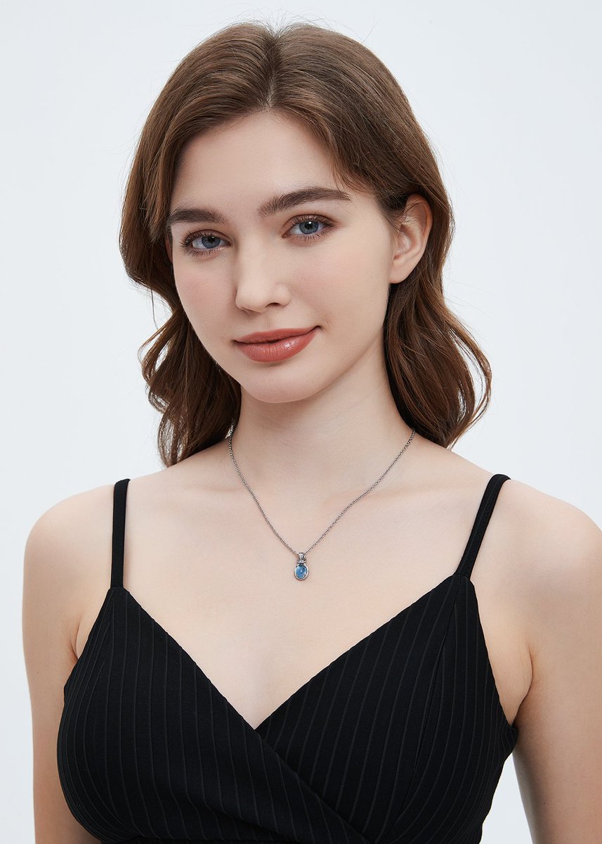 ADNEW_Official's tweet image. Thanks【ドギョンス様】
This is our exclusive line of product.
ADNEW公式商品着用
《AD.19 ADNEW Aquamarine Necklace》
WHO:#EXO/#エクソ/#엑소
D.O./#ディオ/#ドギョンス/#디오/#도경수
WHERE+VIA:'BLISS' Concept Film