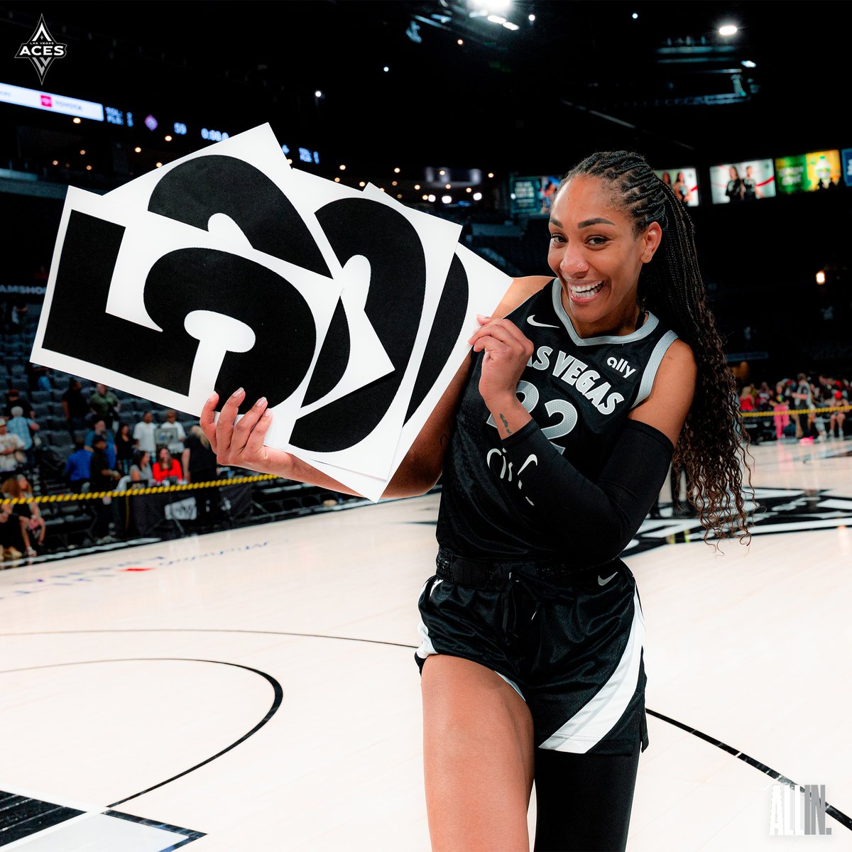 Las Vegas Aces tweet media