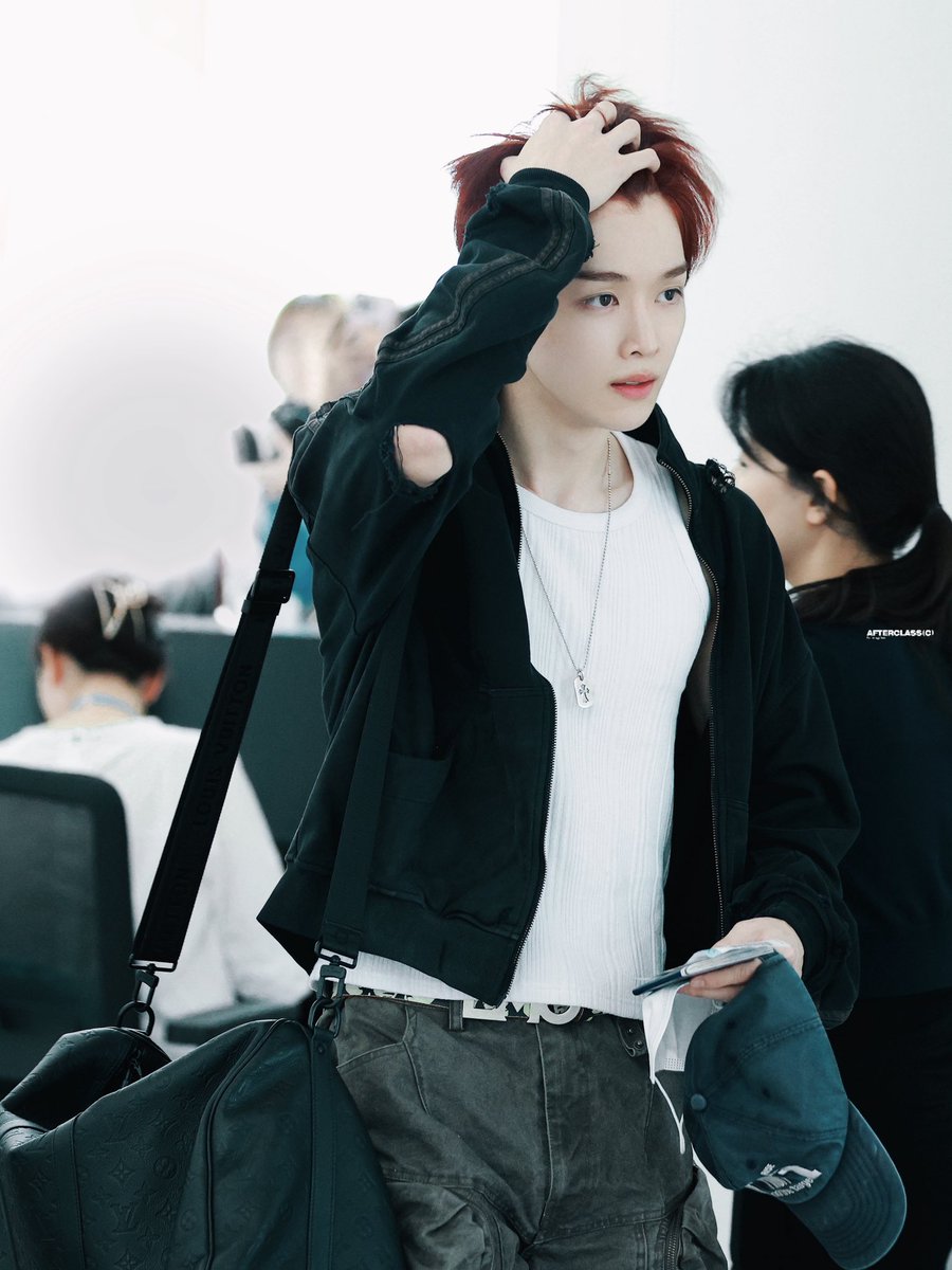 250626 ICN 
🍒🍎🍓🍉🍷
#성찬 #SUNGCHAN #ソンチャン 
#RIIZE #라이즈