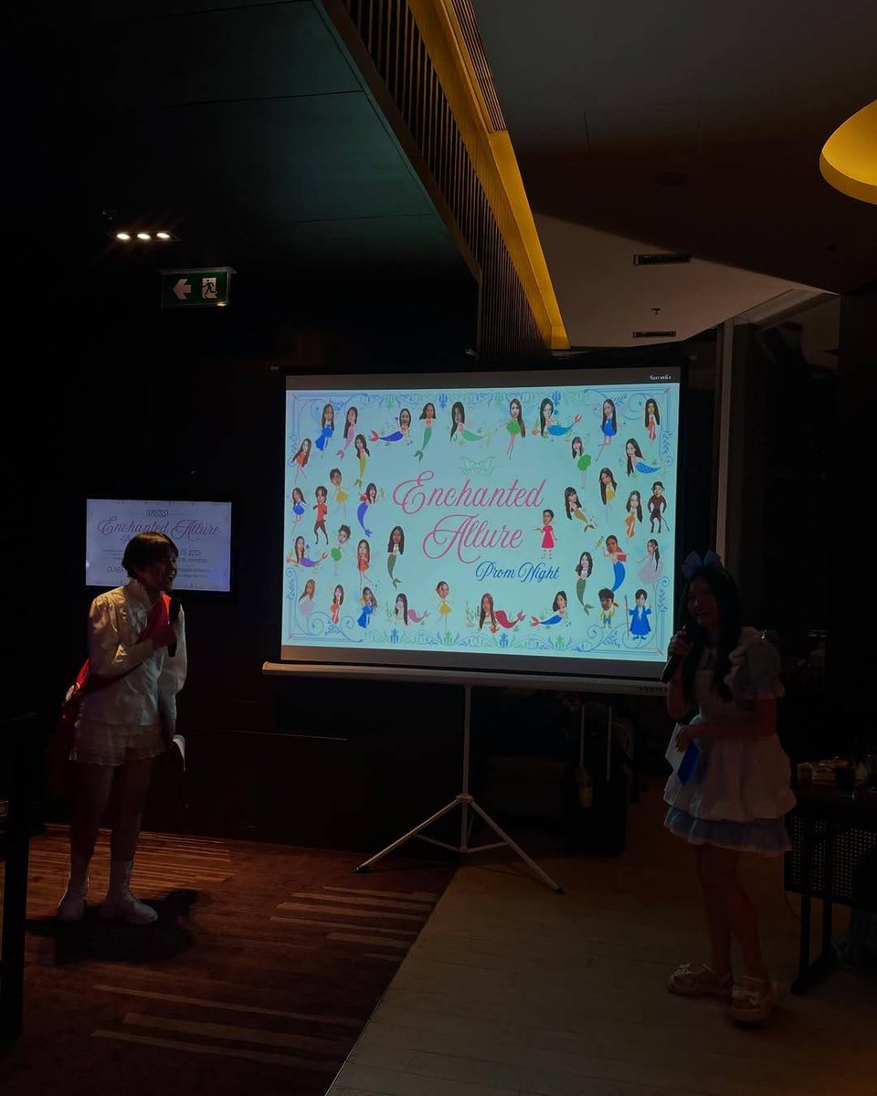 📸 Chacha's Instagram  Posts
🗓 19/05/2025

Prom night ชีเสิร์ฟสุด
2/2

#ชาช่า #ชาช่ากนกรักษ์ #CHACHA #ChachaKanokrak #fyp #ChachaLifeStyle #TeamChacha