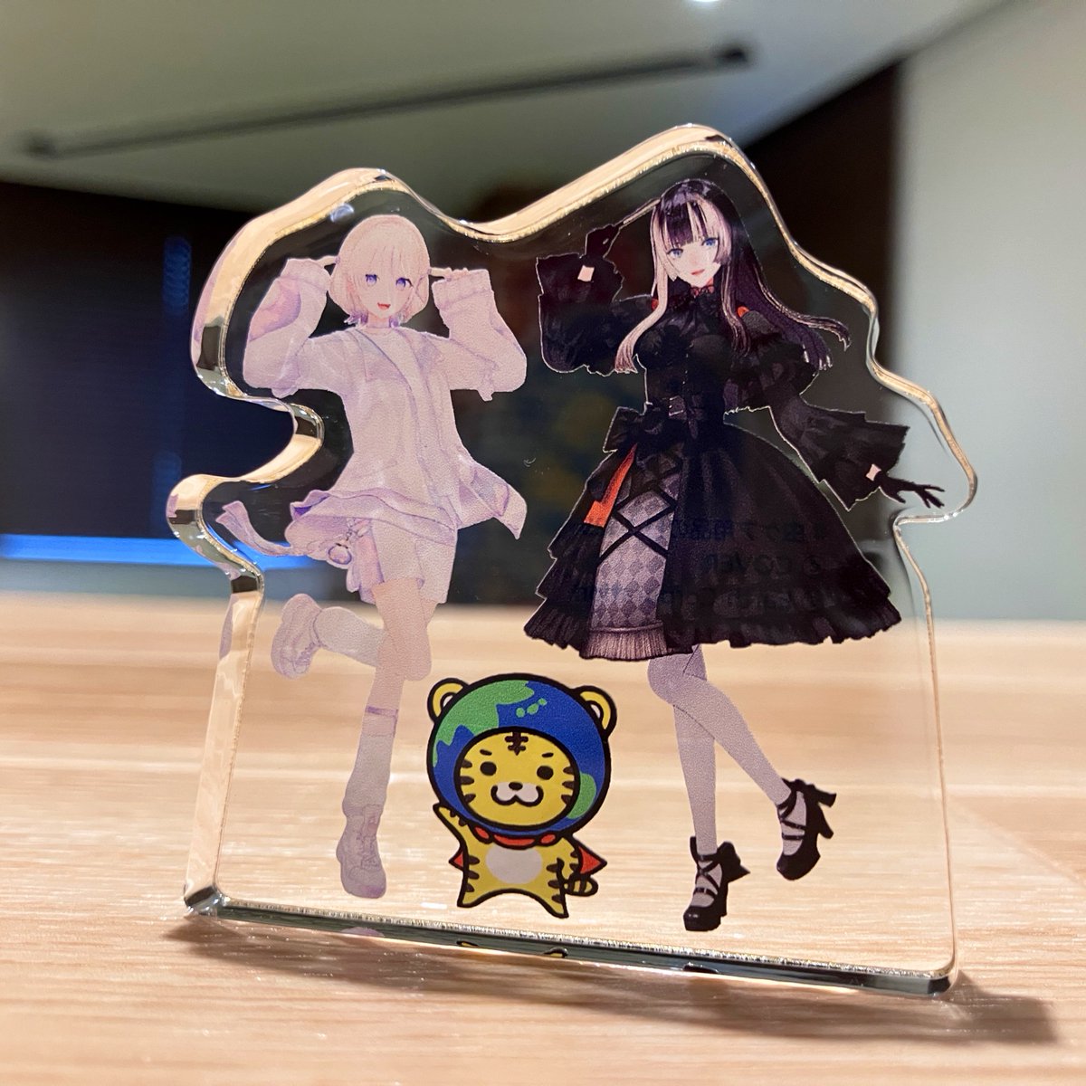 @EarthOfficialJP: RT by @todoroki_hajime: めちゃくちゃいいのできました!!!!! お二人にも贈ります!! @juufuuteiraden @todoroki_hajime