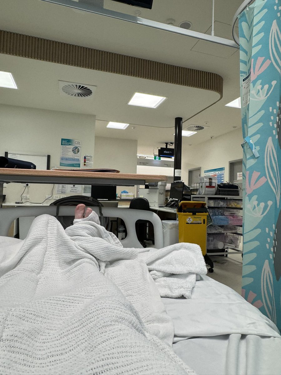 DustyPee's tweet image. #currentview #ThreeHerniaThursday