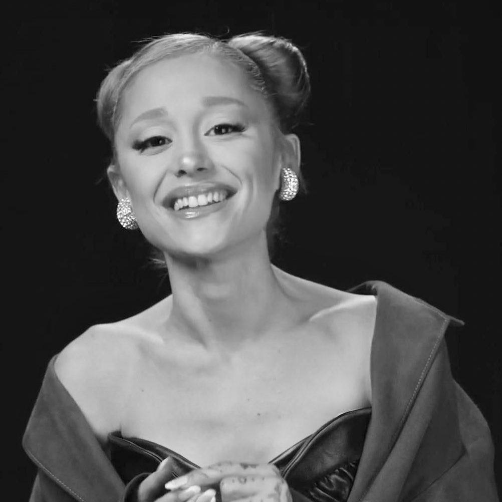 happy birthday ariana grande <3