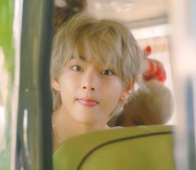 𝐭𝐡𝐯𝐚𝐧𝐭𝐞 태태★𝜗𝜚˚⋆ ⊙⊝⊜ tweet media