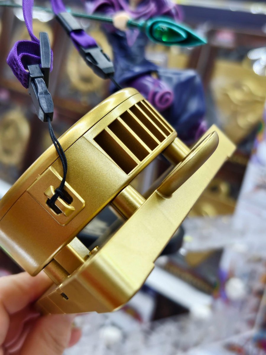 드디어 밝혀진 유우기 교복이 휘날리는 이유 
고대이집트의 천년선풍기 기능